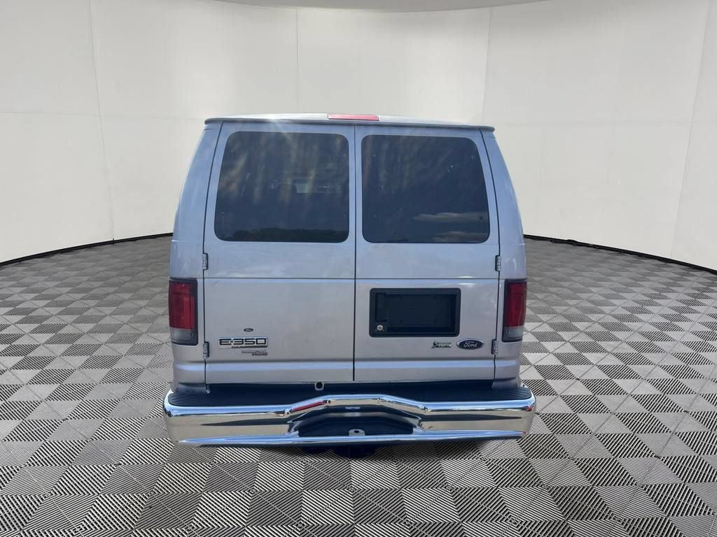 Used 2012 Ford E-350 and Econoline 350 XLT RWD image 6