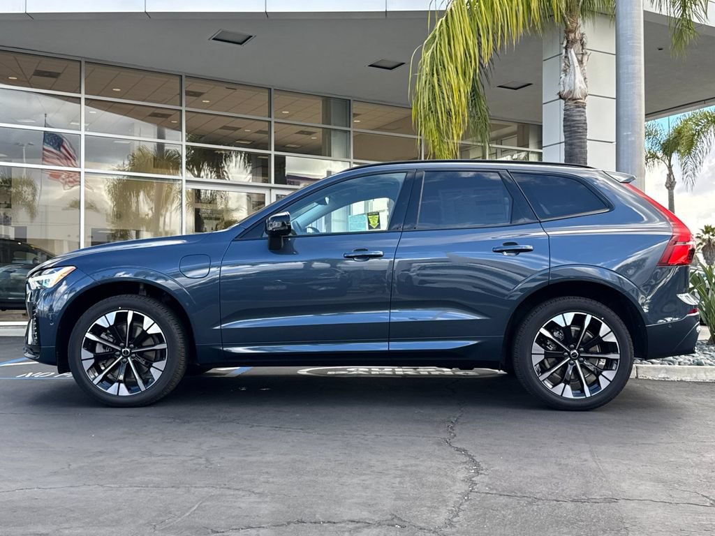 New 2026 Volvo XC60 T8 Plus w/ Climate Package AWD/4WD image 2