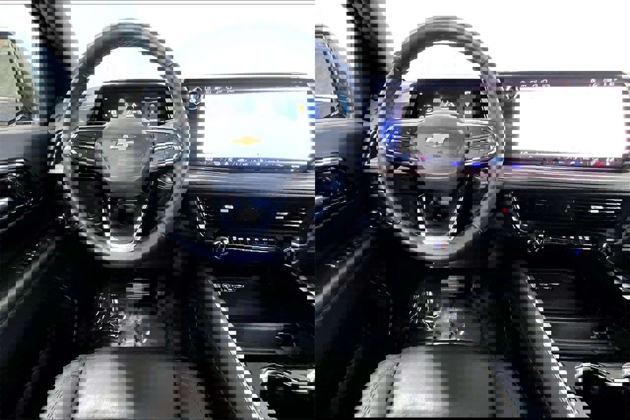 Used 2025 Chevrolet Tahoe LT image 4