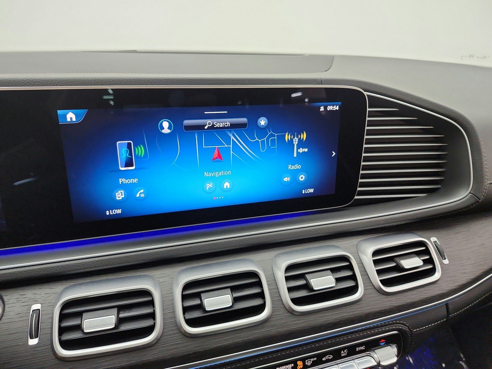 Used 2024 Mercedes-Benz GLE 53 AMG 4MATIC image 10