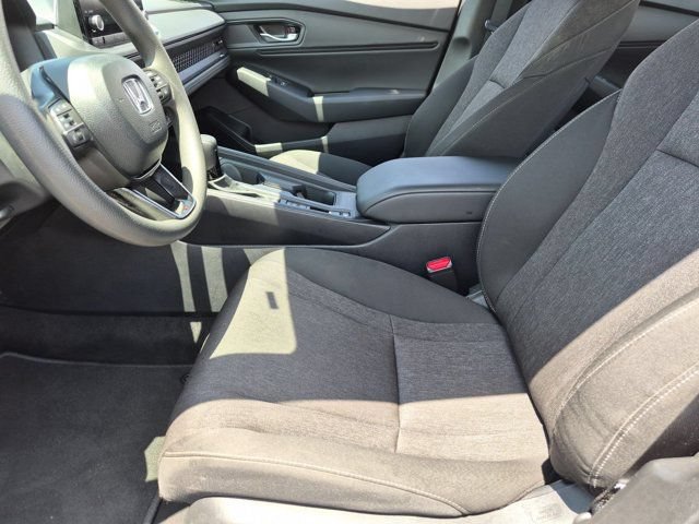 Used 2025 Honda Accord SE image 24