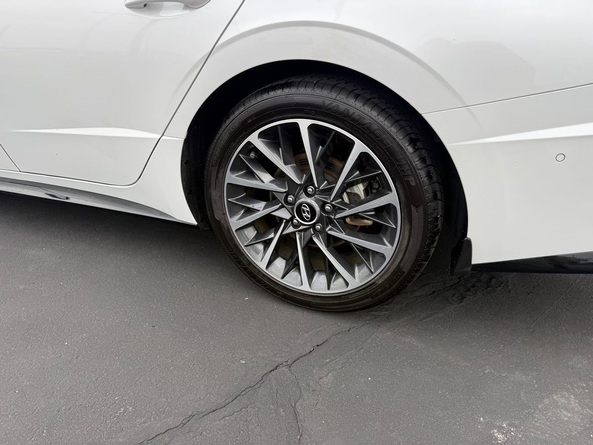 Used 2022 Hyundai Sonata Limited FWD image 9