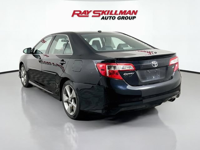 Used 2012 Toyota Camry SE FWD image 5