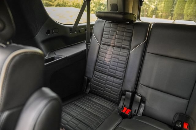 Used 2024 Cadillac Escalade ESV V w/ LPO, Floor Liner Package AWD/4WD image 62