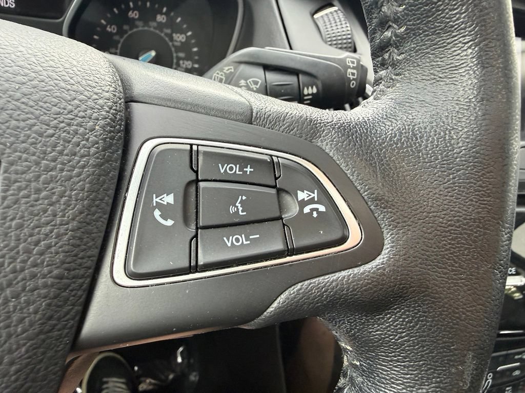 Used 2017 Ford Focus Titanium FWD image 18