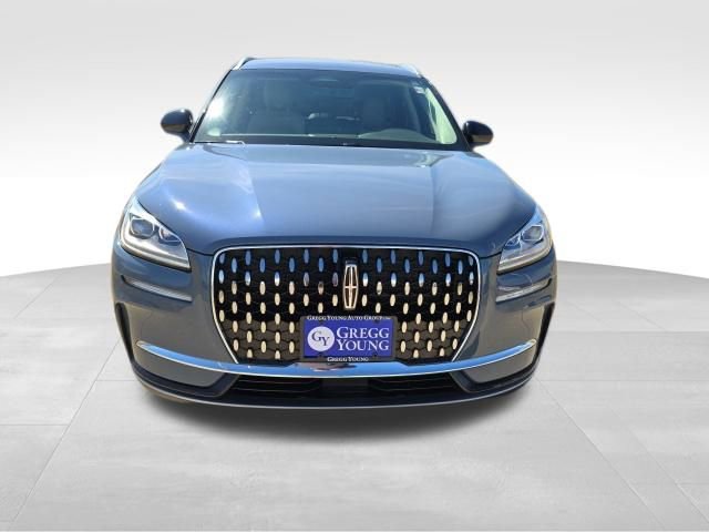 Used 2023 Lincoln Corsair Reserve image 10