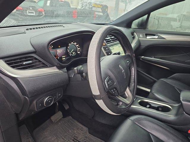 Used 2017 Lincoln MKC Premiere image 22