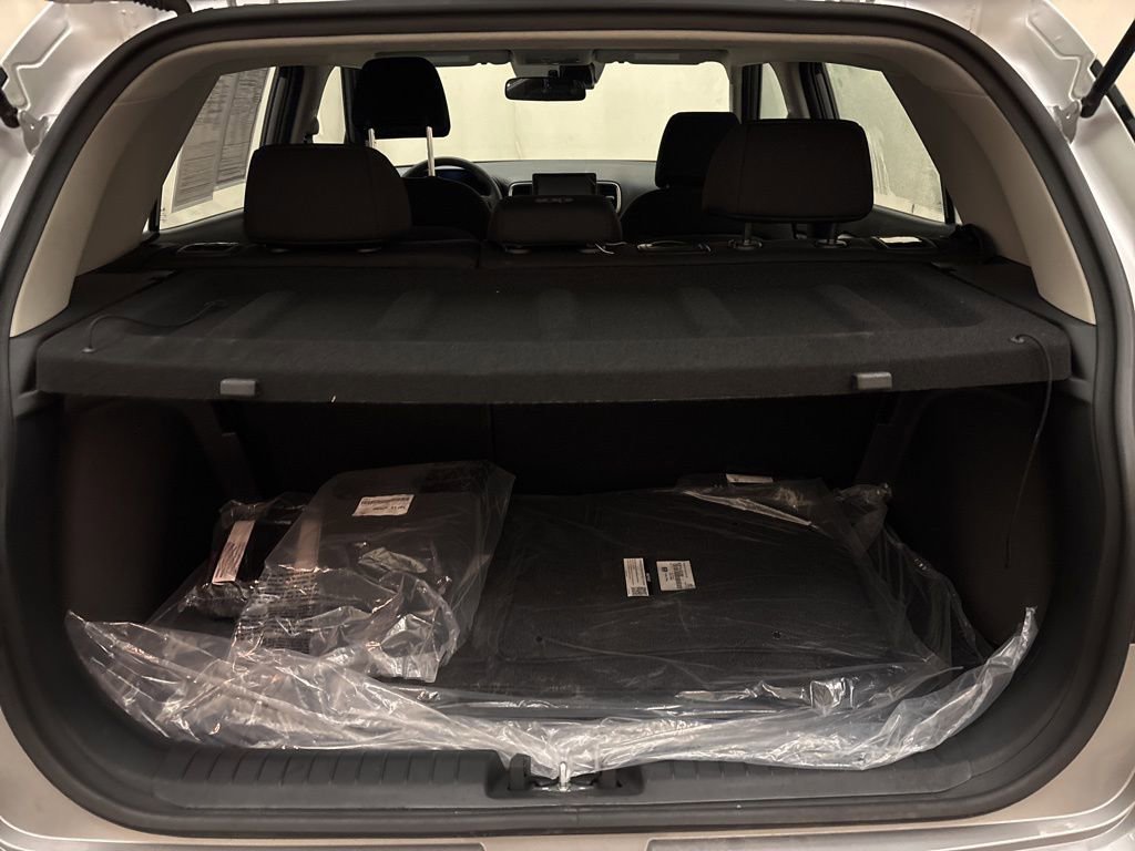 Certified 2026 Hyundai Venue SE image 10