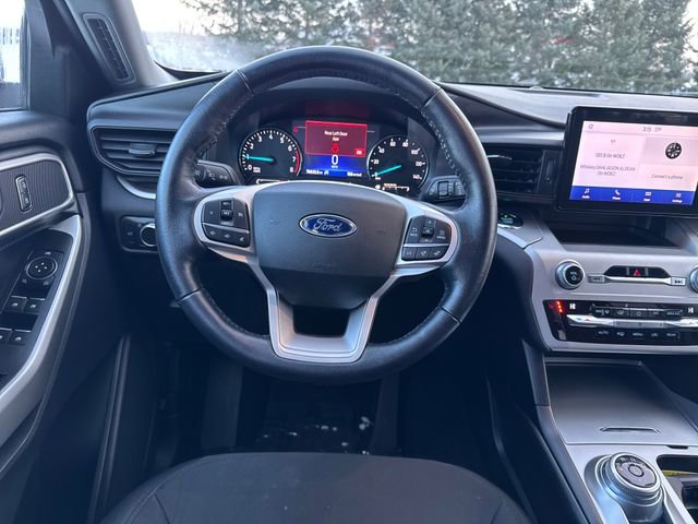 Used 2021 Ford Explorer XLT image 15