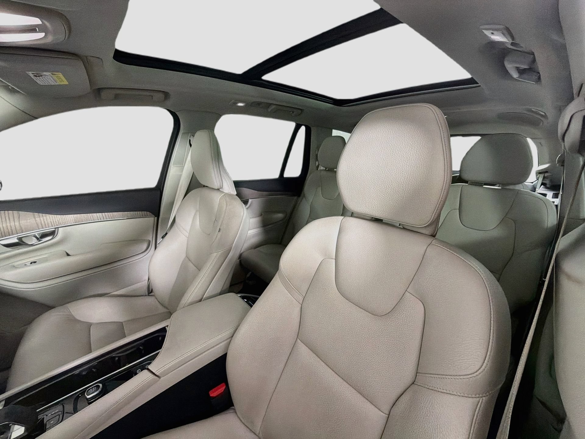 Used 2023 Volvo XC90 B5 Plus w/ Protection Package Premier AWD/4WD image 22