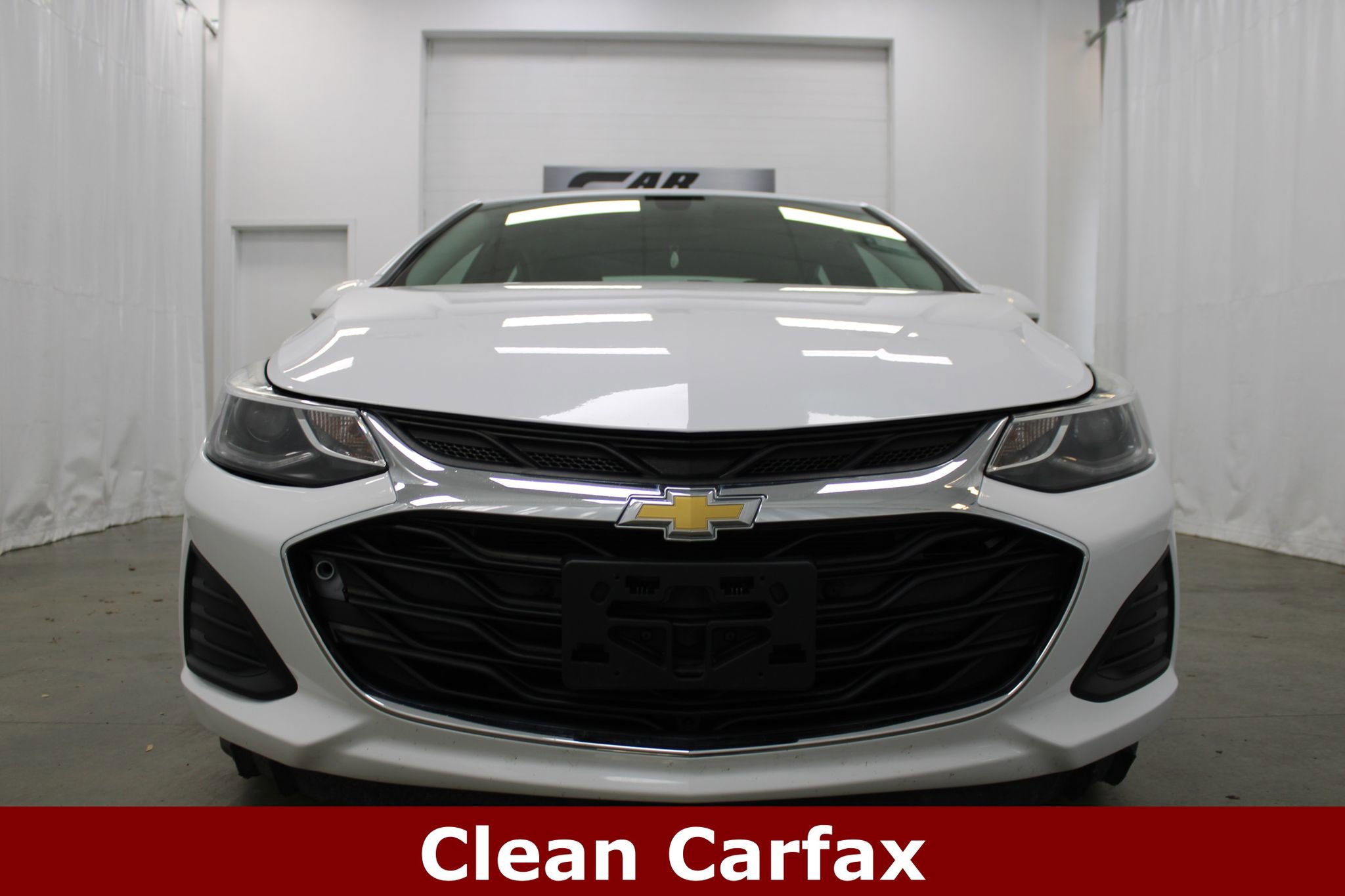 Used 2019 Chevrolet Cruze LT w/ Convenience Package image 3