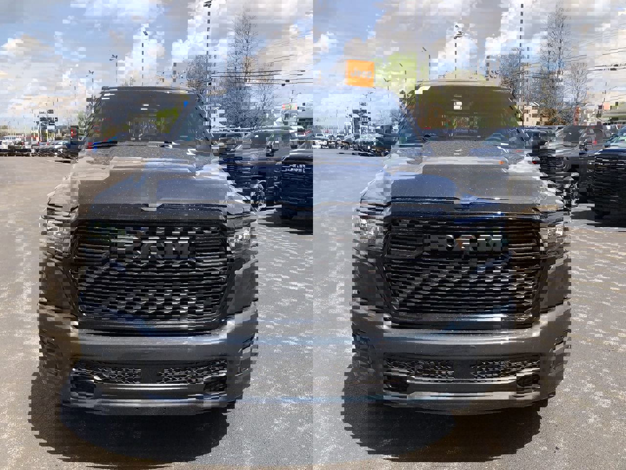 New 2026 RAM 1500 4x4 Crew Cab image 16