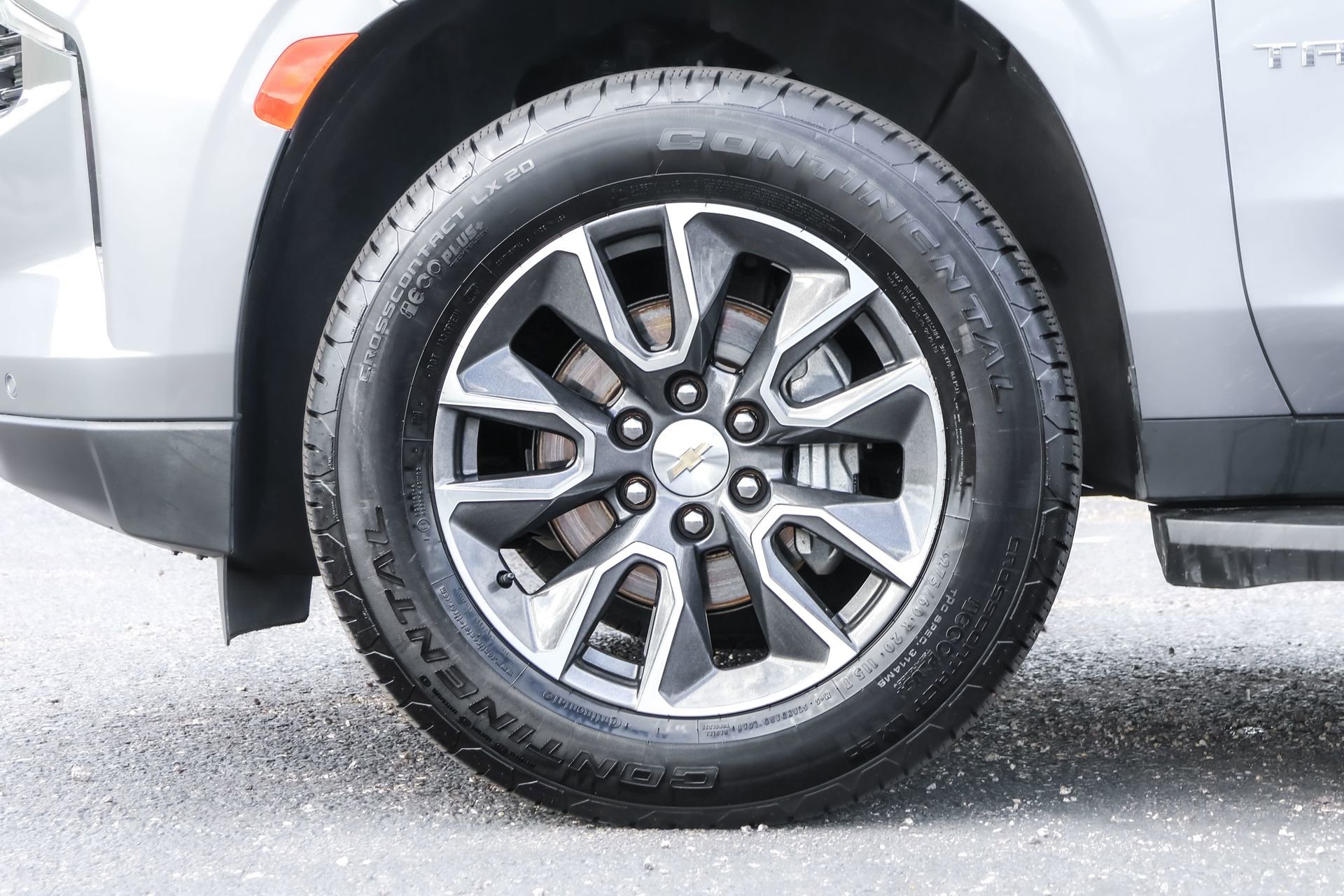 Used 2022 Chevrolet Tahoe LT w/ Luxury Package AWD/4WD image 22
