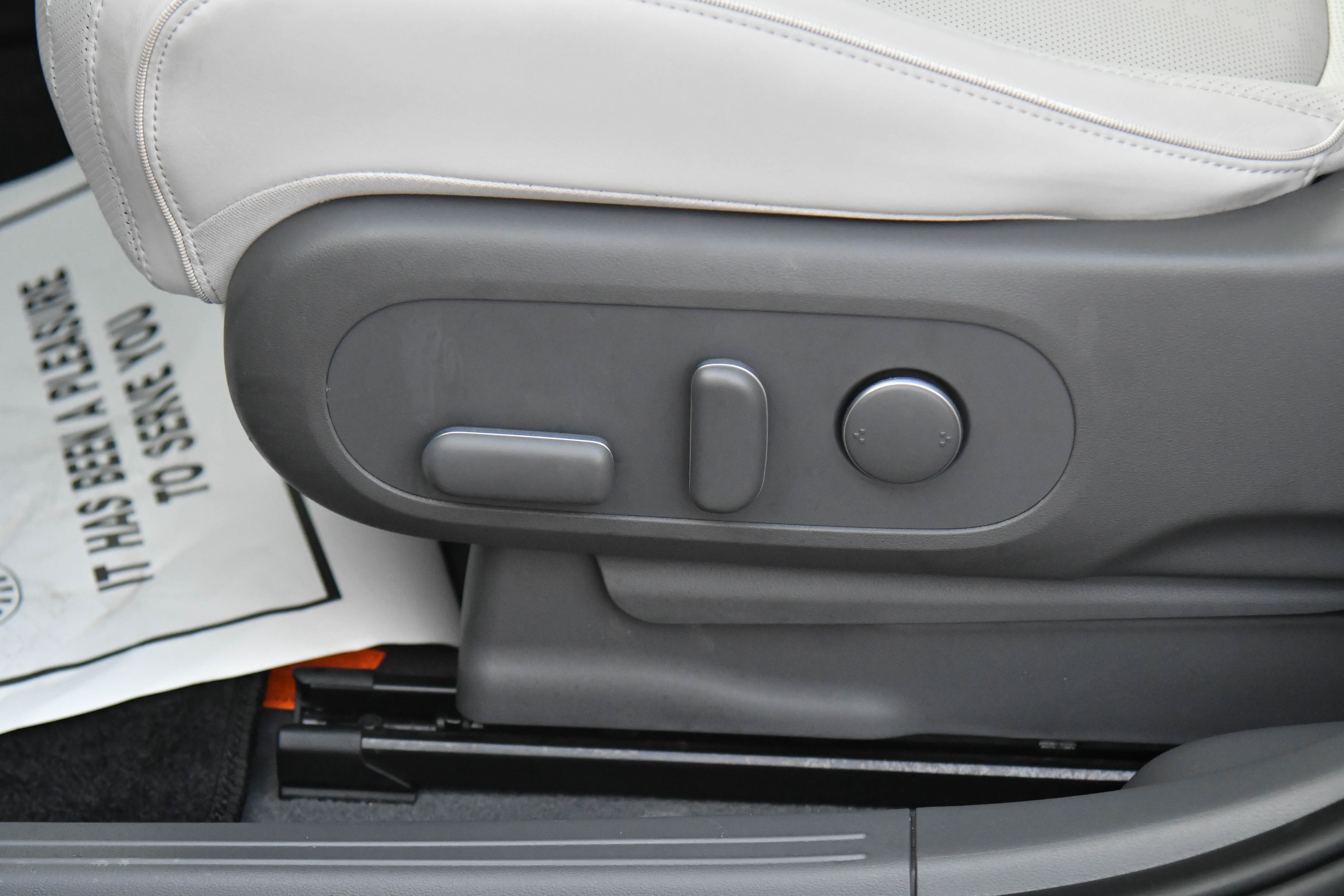 Used 2022 Hyundai Ioniq 5 SEL image 17