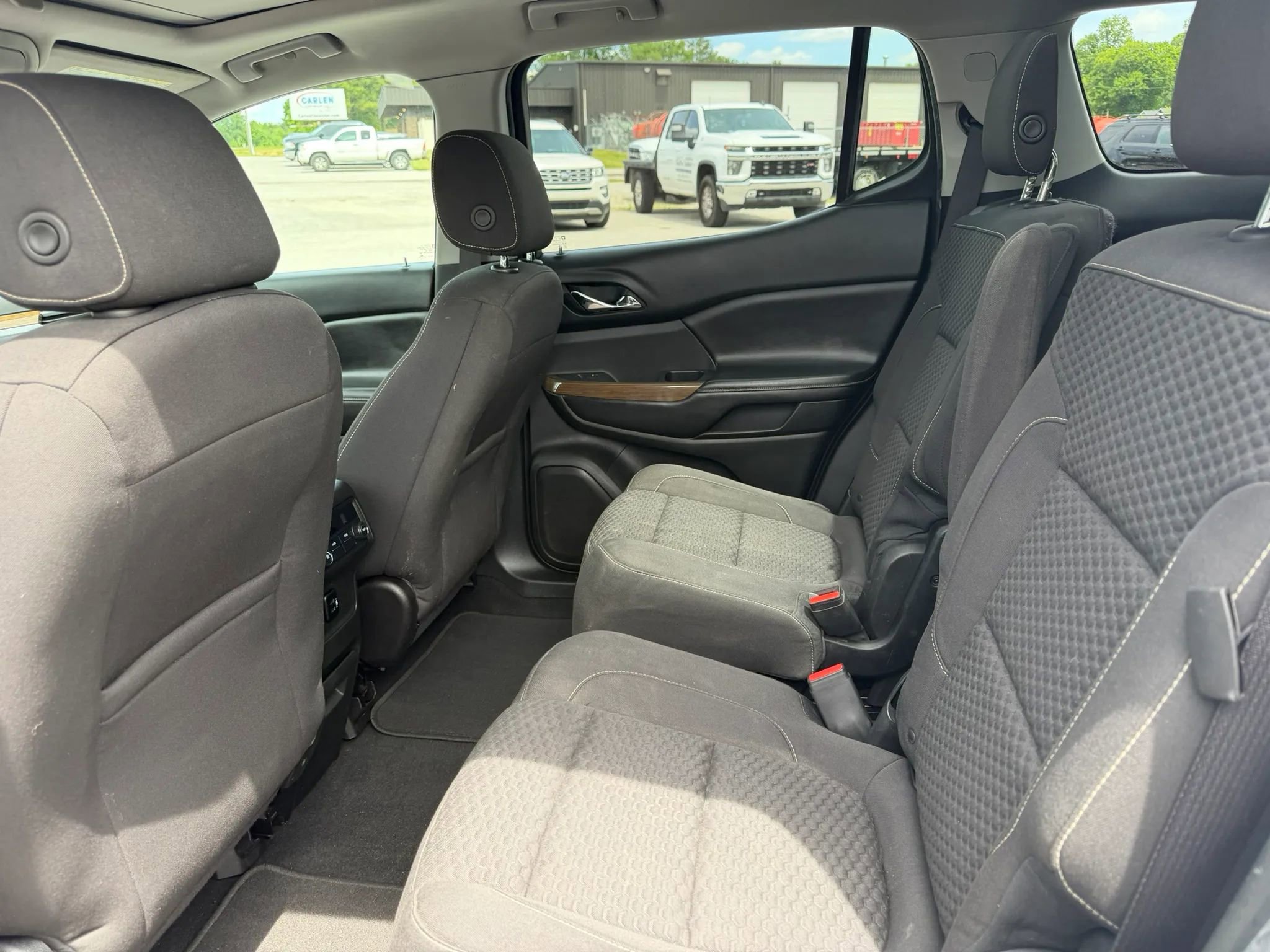 Used 2017 GMC Acadia SLE w/ Driver Alert Package I AWD/4WD image 12
