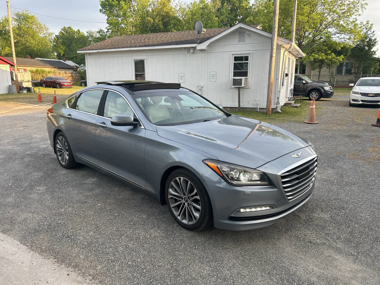 Used 2017 Genesis G80 3.8 w/ Option Group 03 image 8