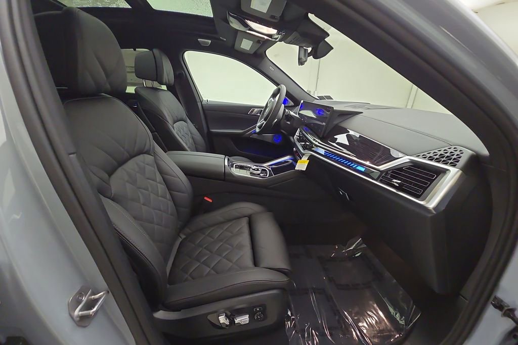New 2026 BMW X6 M60i image 31