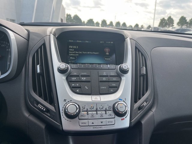 Used 2017 Chevrolet Equinox LS image 17