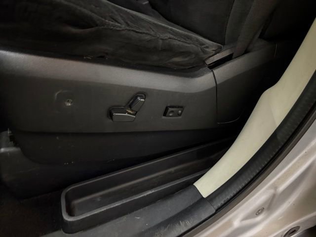 Used 2014 Dodge Grand Caravan SXT w/ Rear Park Assist Package FWD image 29