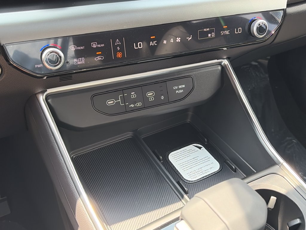 New 2027 Kia Carnival SX Prestige FWD image 24