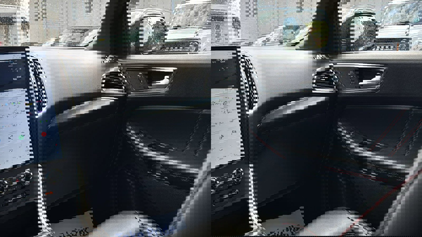 Certified 2024 Ford Edge ST-Line image 27