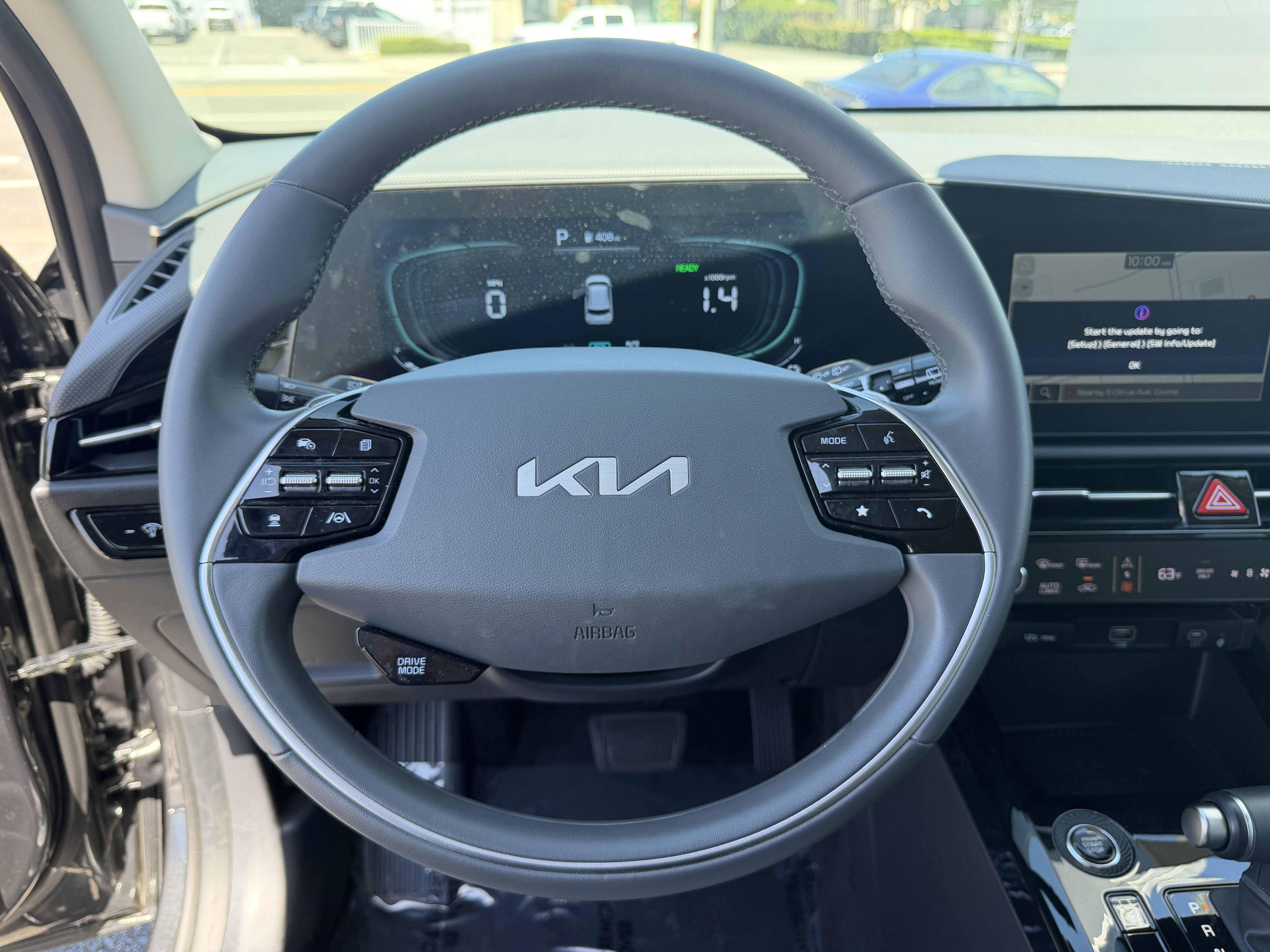 Certified 2025 Kia Niro EX FWD image 18