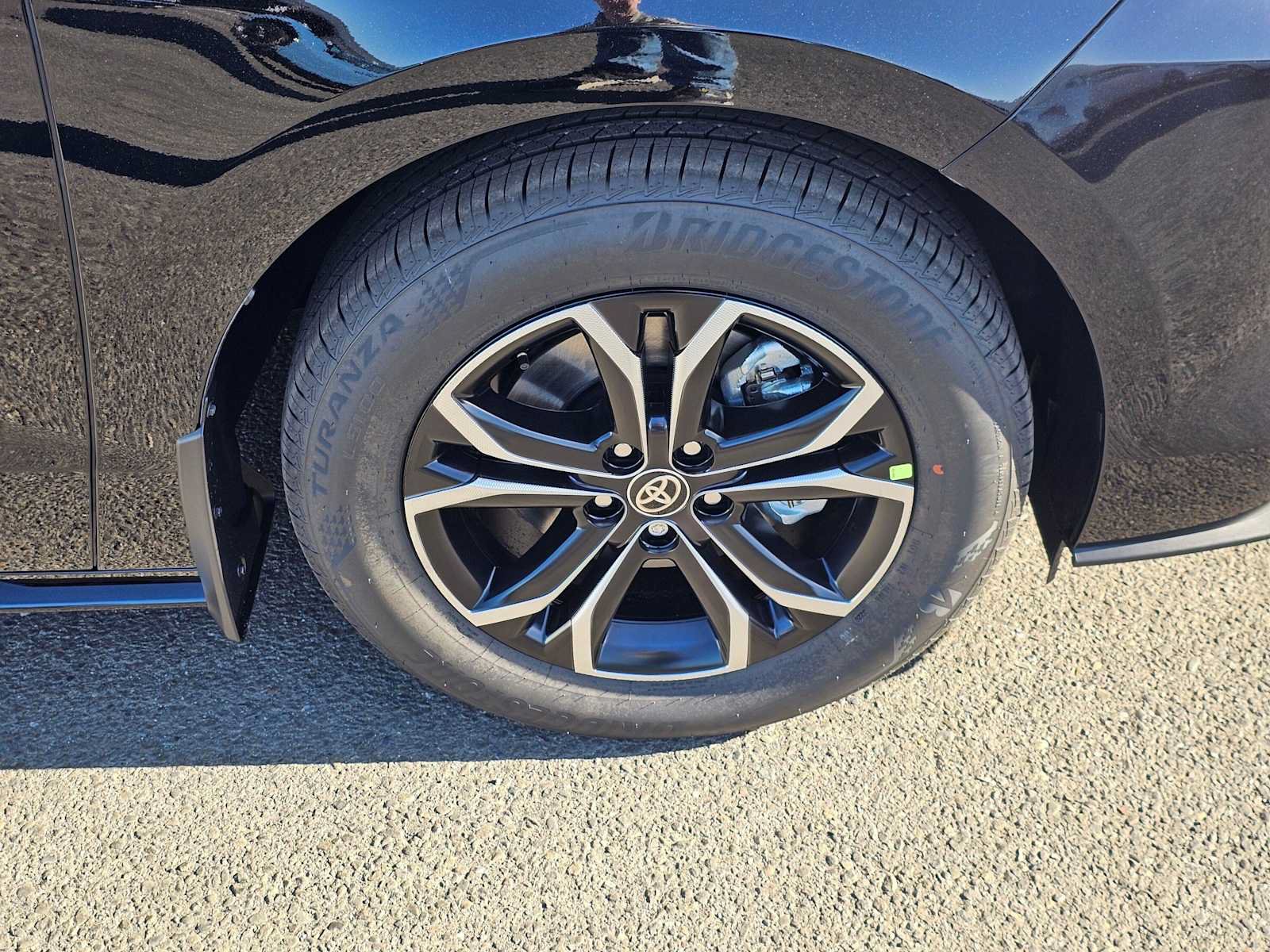 New 2026 Toyota Sienna Platinum AWD/4WD image 9