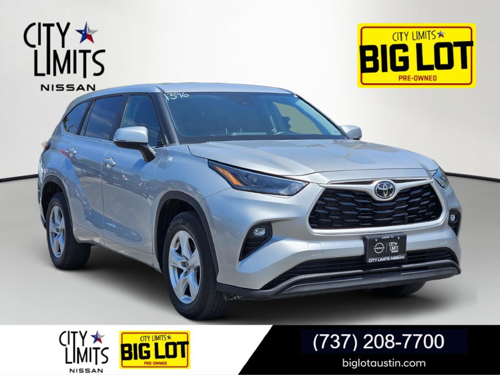Used 2023 Toyota Highlander LE