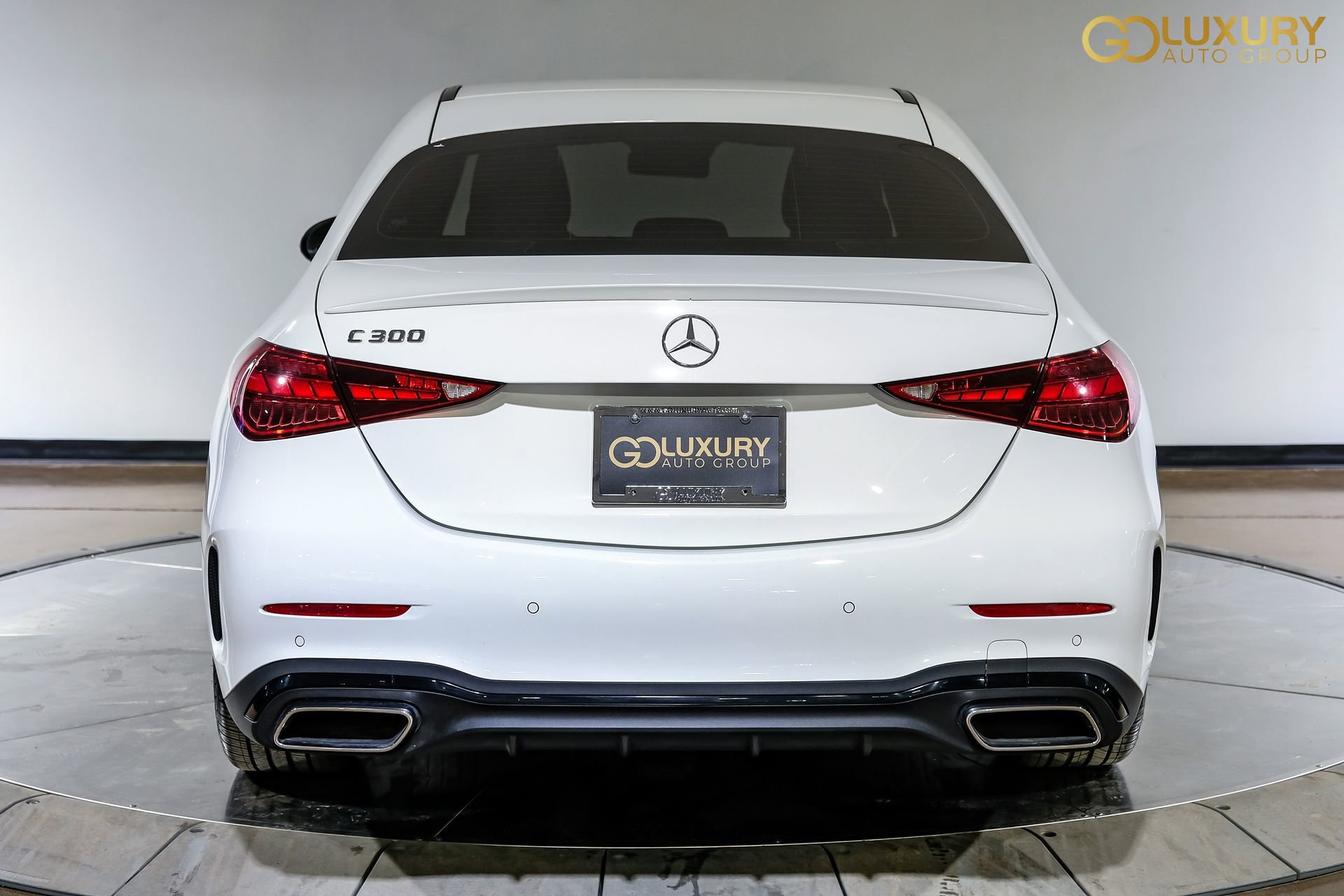 Used 2024 Mercedes-Benz C 300 Sedan w/ AMG Line w/ Night Package image 11
