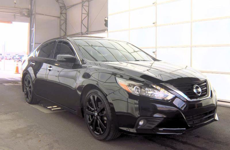 Used 2017 Nissan Altima 2.5 SR w/ Midnight Edition Package FWD image 6