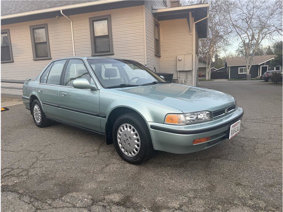 Used 1992 Honda Accord LX image 1