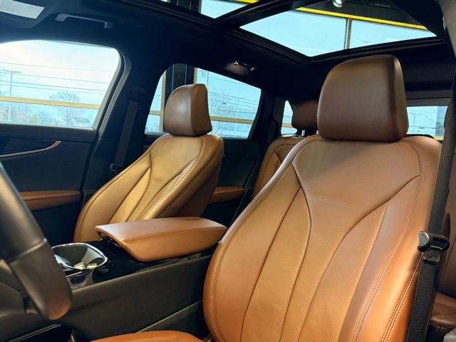 Used 2023 Lincoln Nautilus Reserve image 17