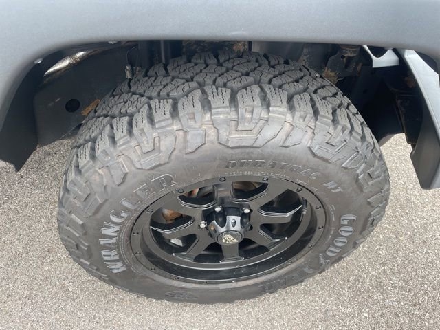 Used 2018 Jeep Wrangler Unlimited Sport w/ Dual Top Group AWD/4WD image 16