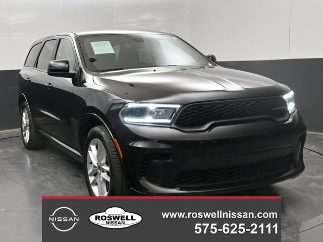 Used 2023 Dodge Durango GT image 2