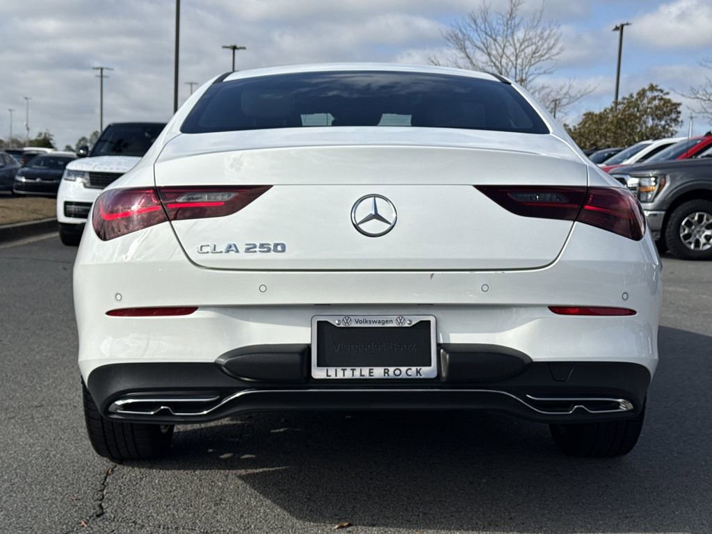 Used 2025 Mercedes-Benz CLA 250 image 4