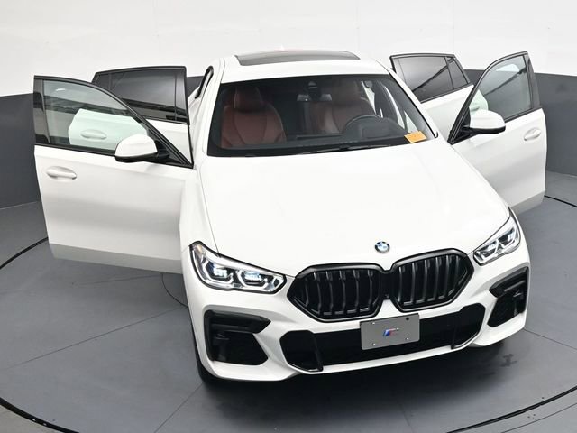 Used 2022 BMW X6 xDrive40i w/ Executive Package image 42
