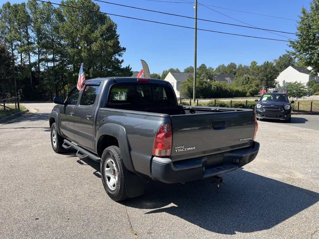 Used 2015 Toyota Tacoma PreRunner w/ Convenience Package RWD image 7