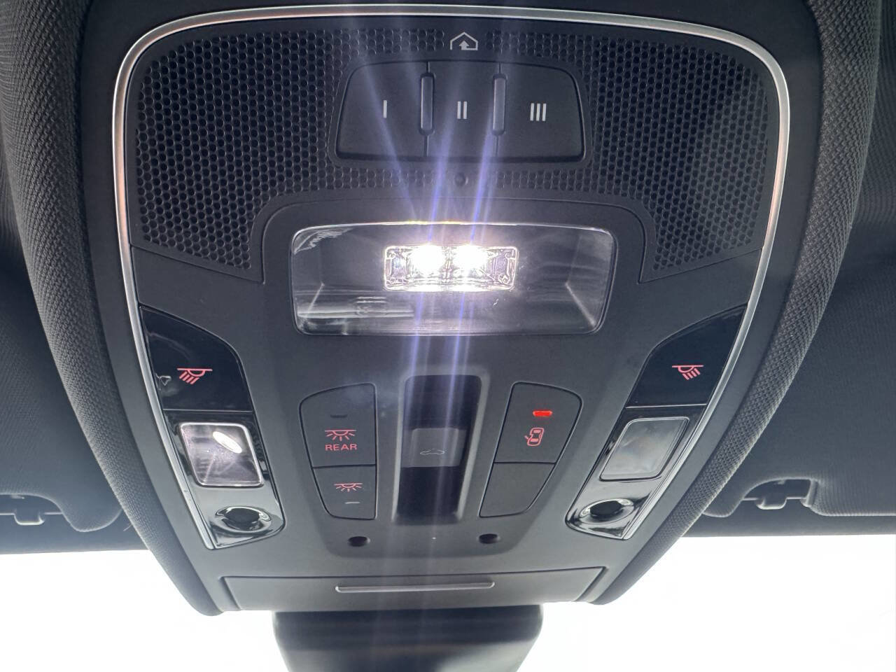 Used 2017 Audi RS 7 Prestige image 43