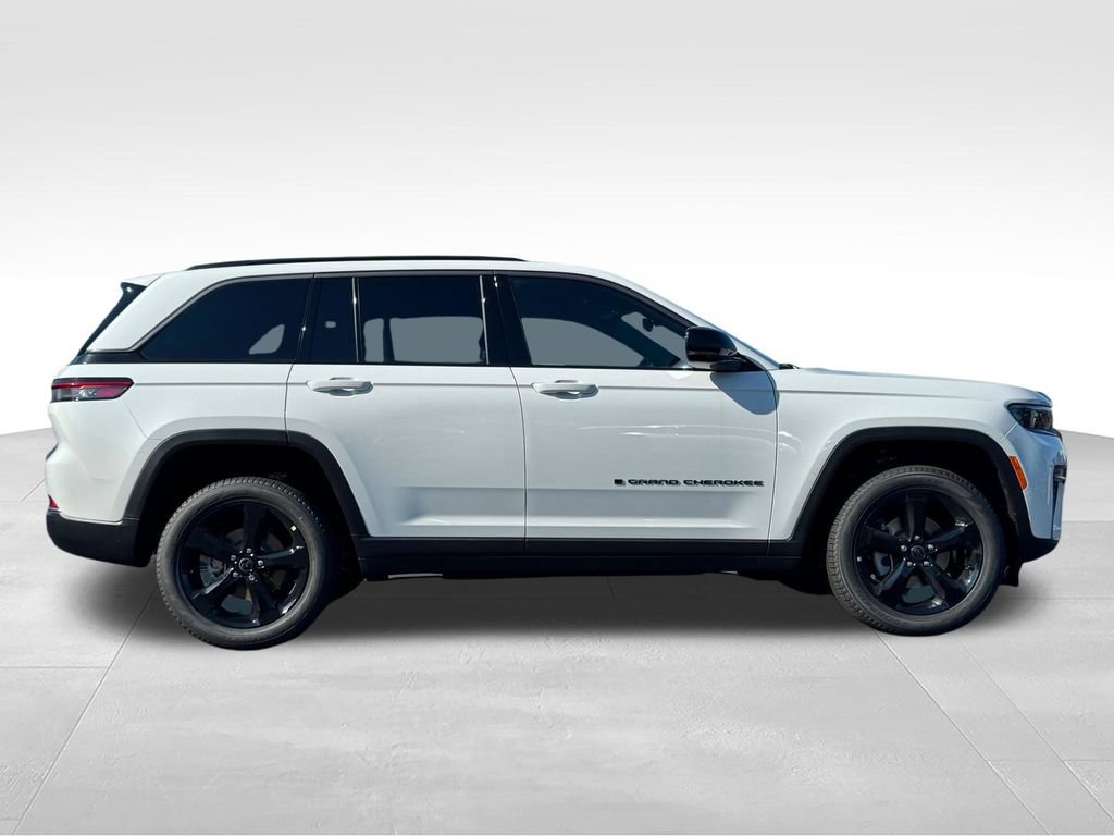New 2027 Jeep Grand Cherokee Limited AWD/4WD image 8