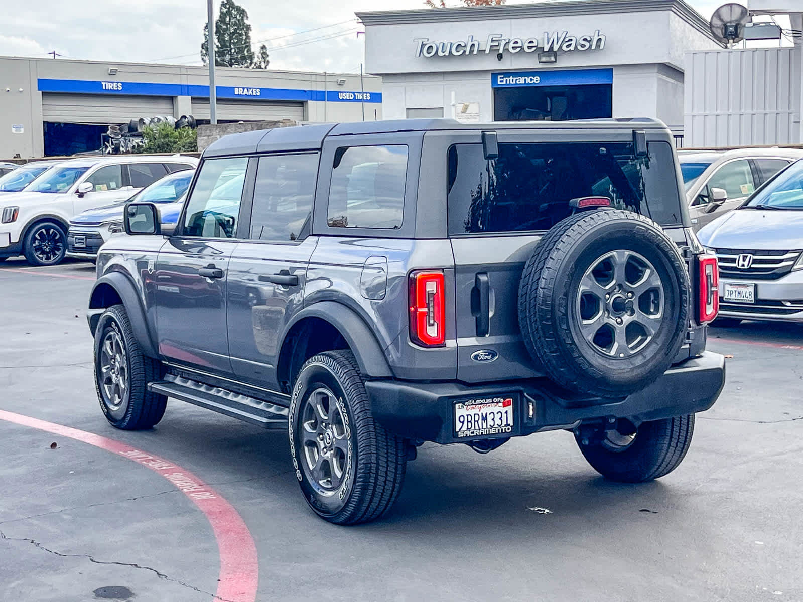 Used 2022 Ford Bronco Big Bend image 2