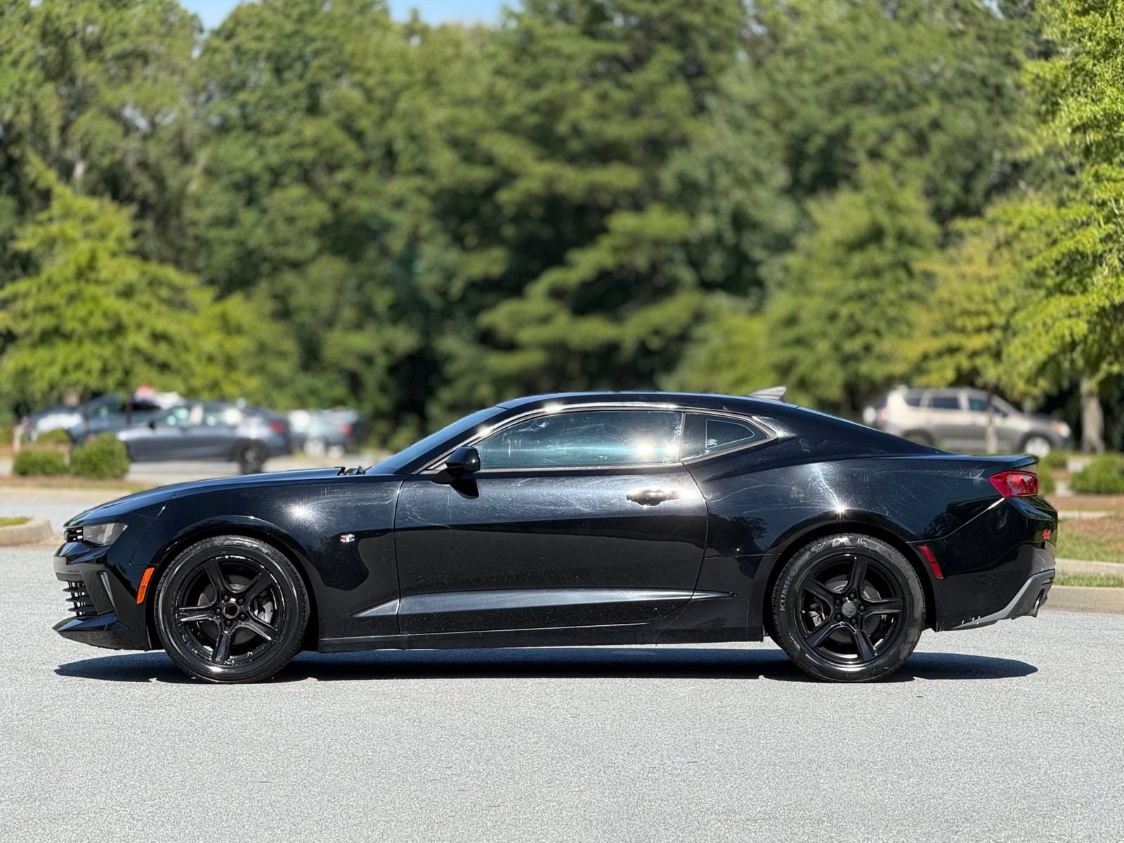 Used 2017 Chevrolet Camaro LT RWD image 9