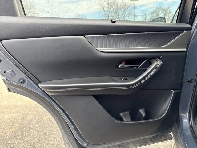 Used 2025 MAZDA CX-70 3.3 Turbo w/ Preferred Package image 13