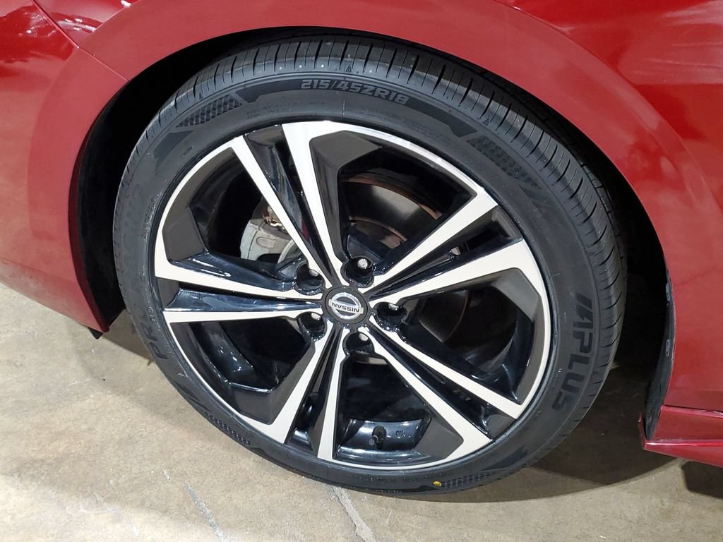 Used 2021 Nissan Sentra SR FWD image 35