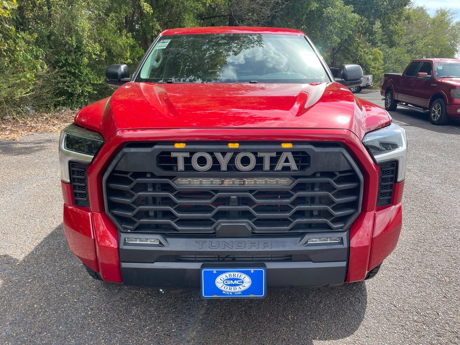 Used 2022 Toyota Tundra SR5 AWD/4WD image 10