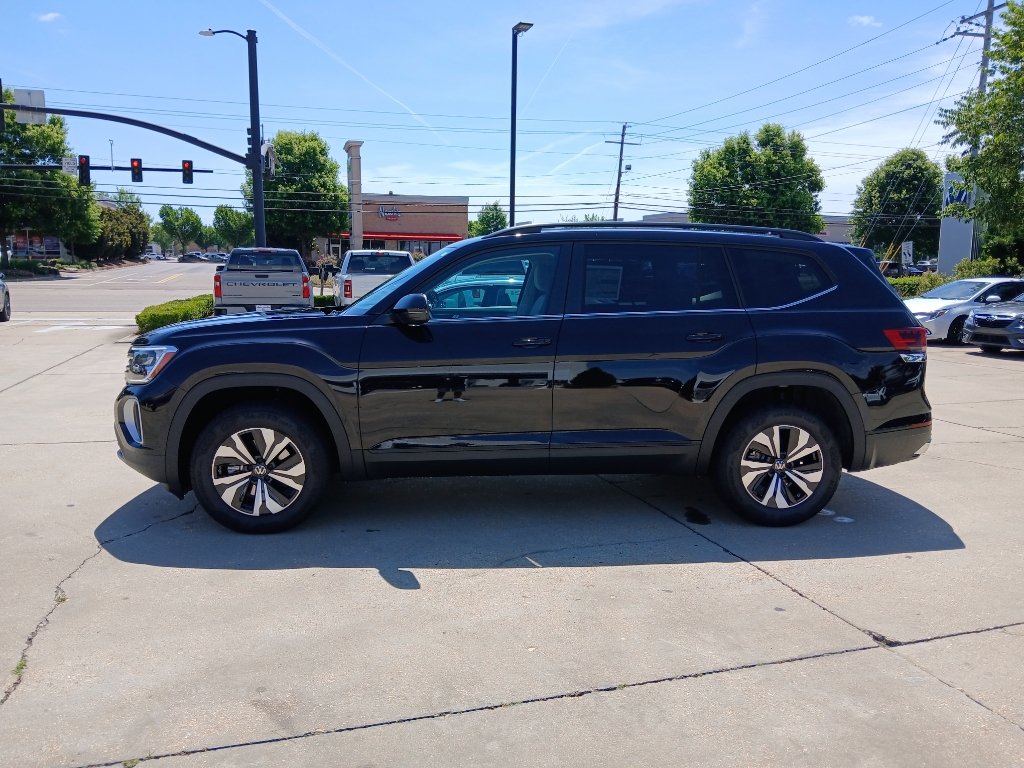 New 2026 Volkswagen Atlas SE FWD image 4