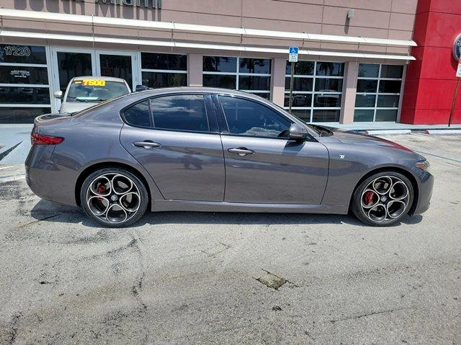 Used 2023 Alfa Romeo Giulia Ti w/ Active Assist Plus Package RWD image 8