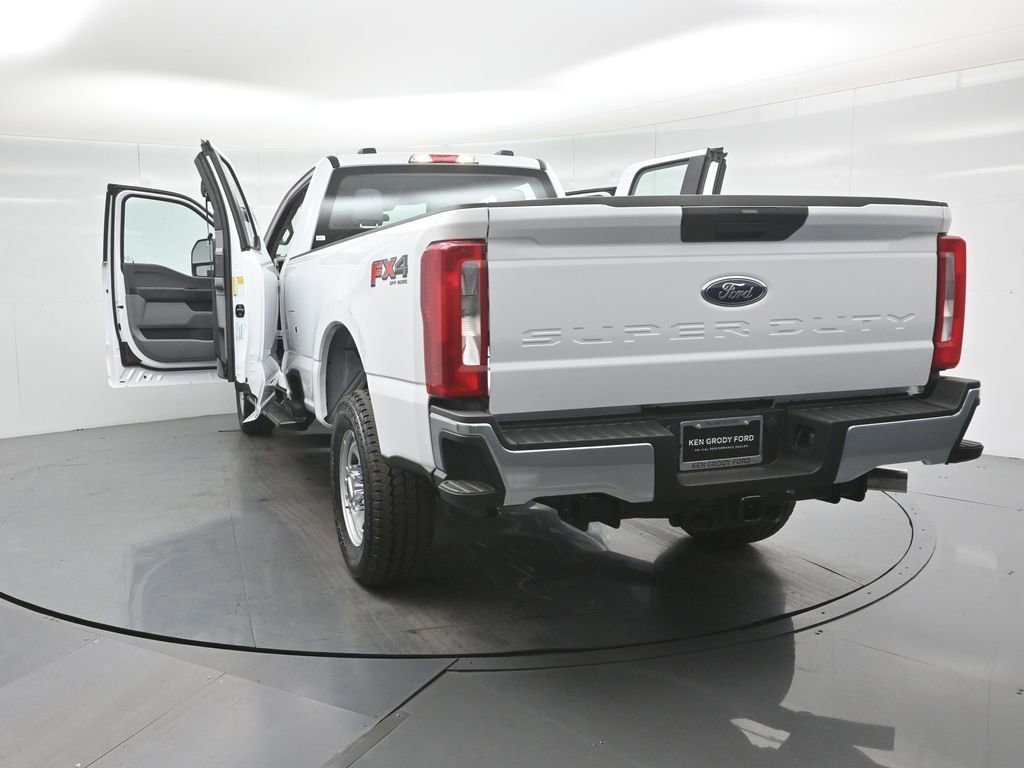 New 2026 Ford F350 XL w/ FX4 Off-Road Package image 29