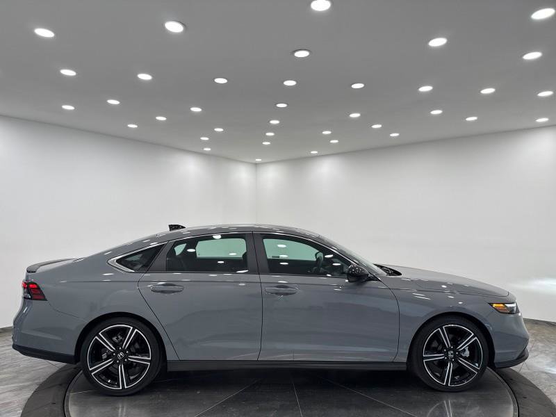Used 2024 Honda Accord Sport image 8