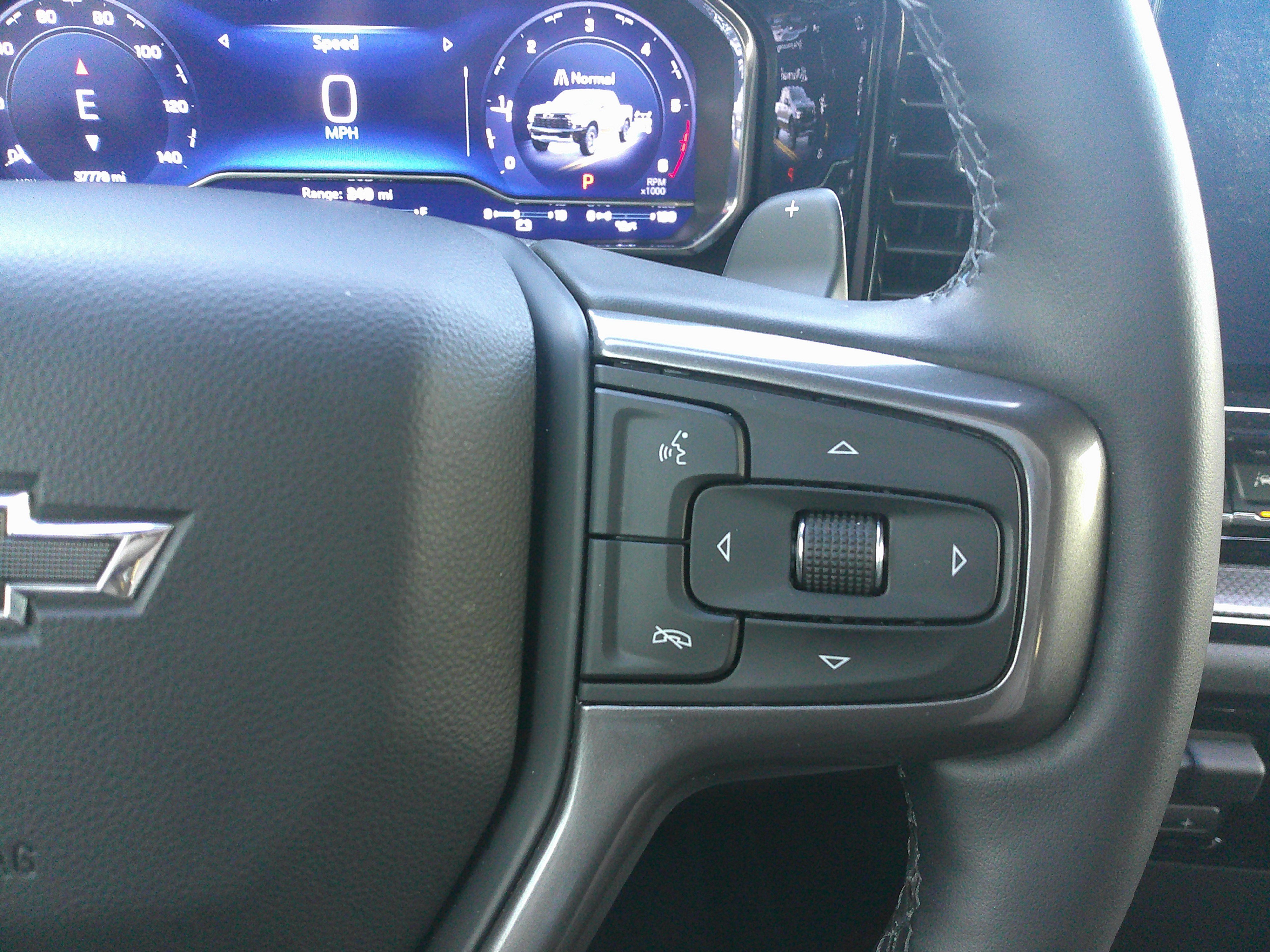 Used 2024 Chevrolet Silverado 1500 ZR2 w/ Technology Package image 21