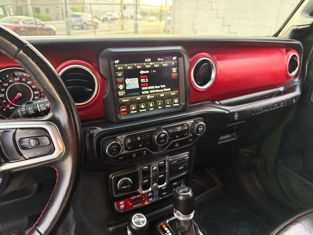 Used 2021 Jeep Wrangler Unlimited Rubicon AWD/4WD image 34